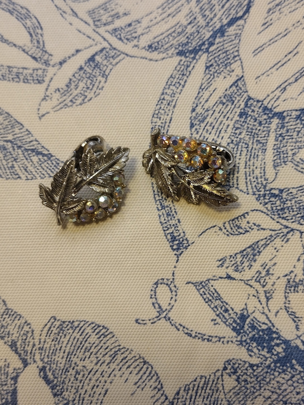 Vintage Coro Estate Silver Leaf Clip Earrings with Aurora Borealis Crystals